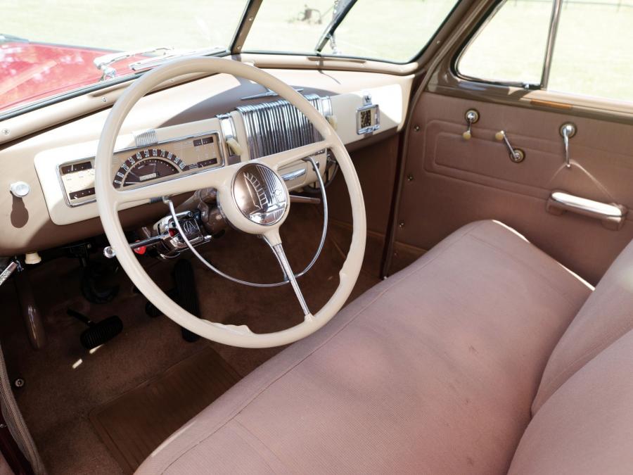  Chevrolet Special DeLuxe Town Sedan 1940 года  (фото 9 из 10)